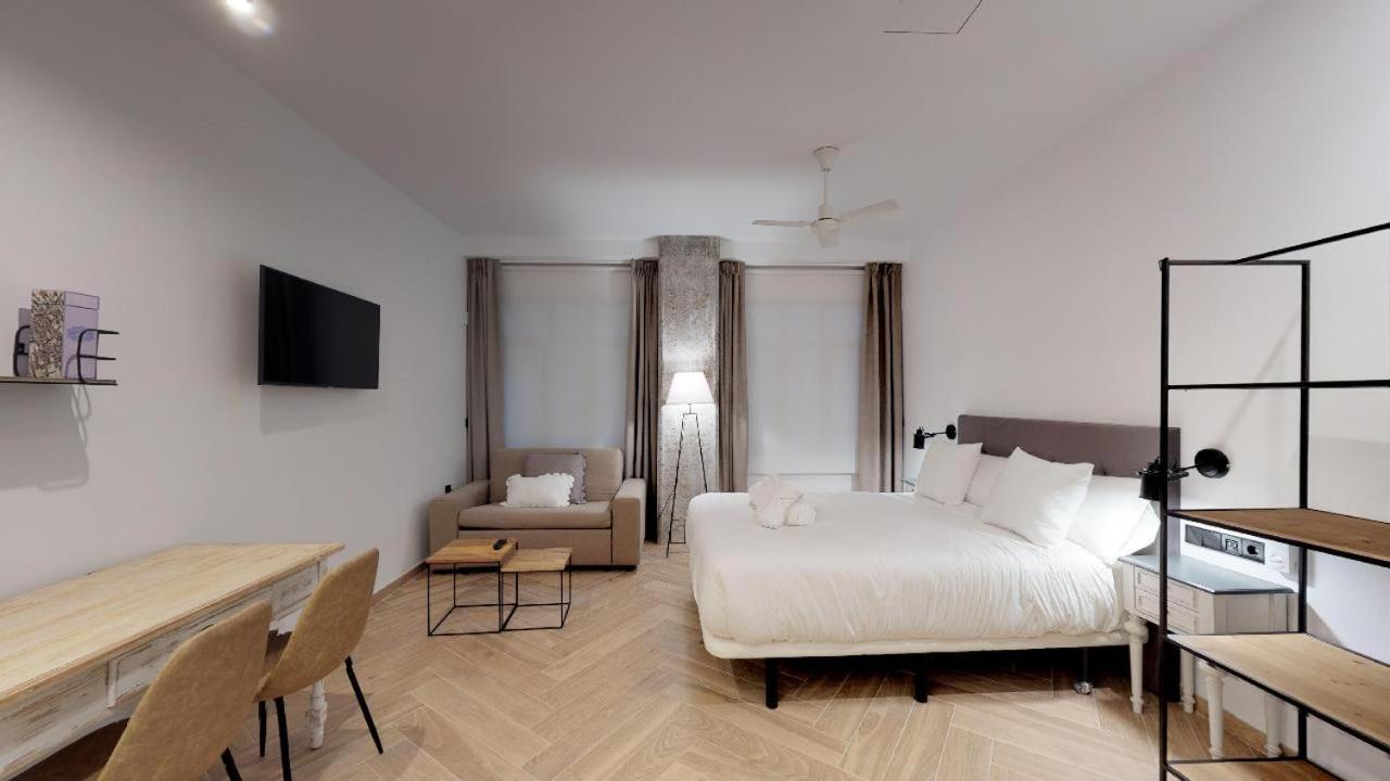 Goerlich Suites Valencia Zimmer foto