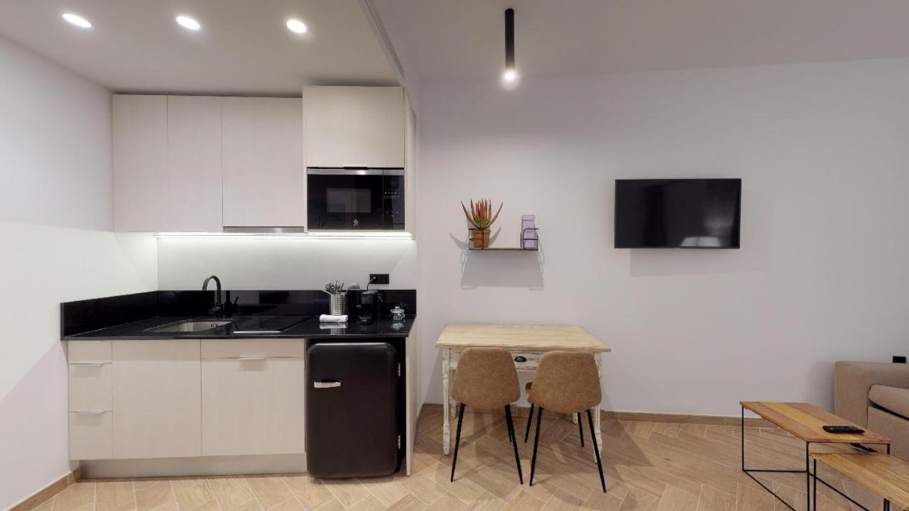 Goerlich Suites Valencia Zimmer foto