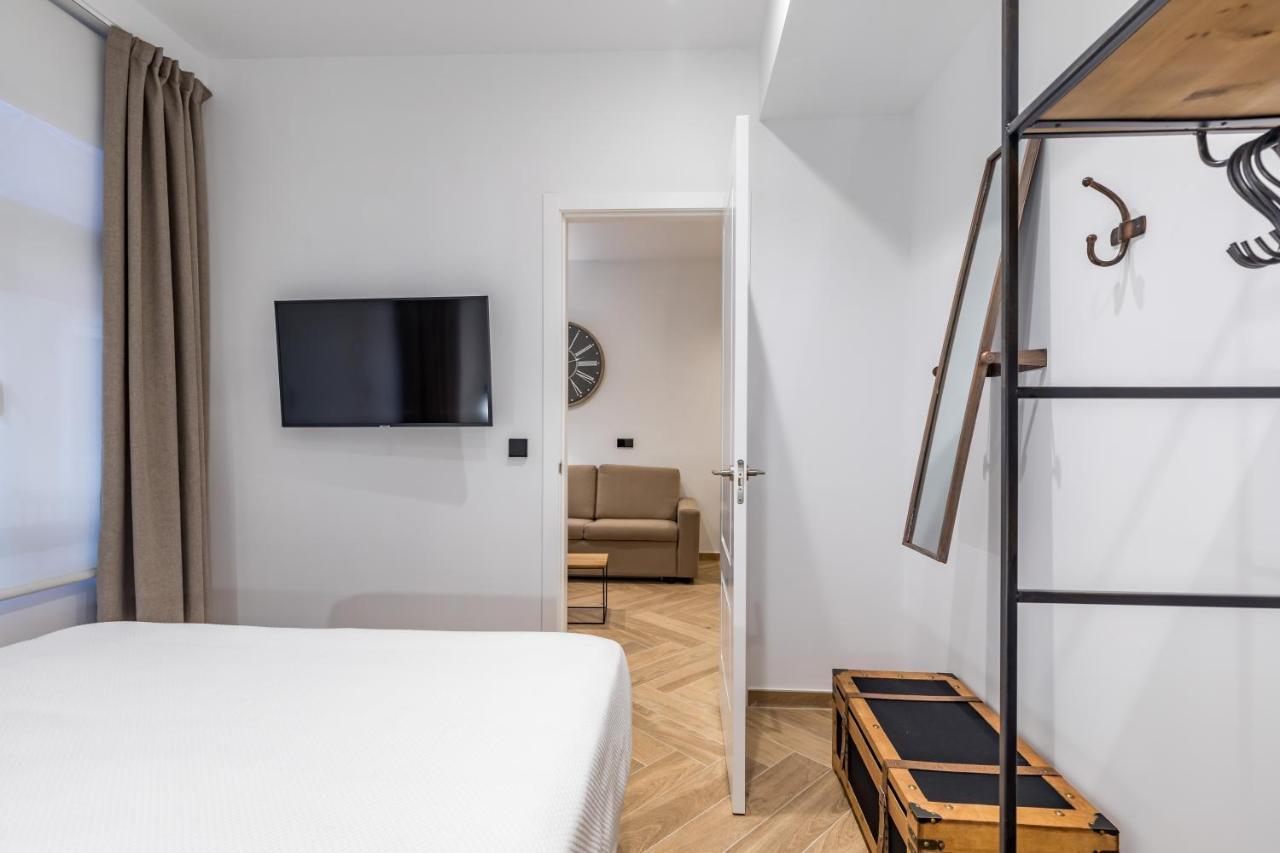 Goerlich Suites Valencia Exterior foto